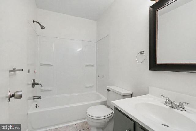 3 DARTMOUTH CT, Mechanicsburg, PA 17055
