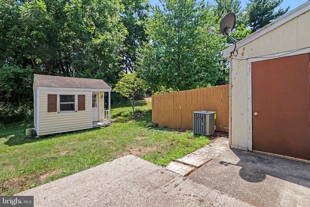 3 DARTMOUTH CT, Mechanicsburg, PA 17055