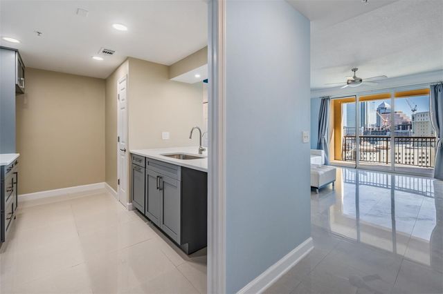 345 BAYSHORE BOULEVARD 1402, Tampa, FL 33606