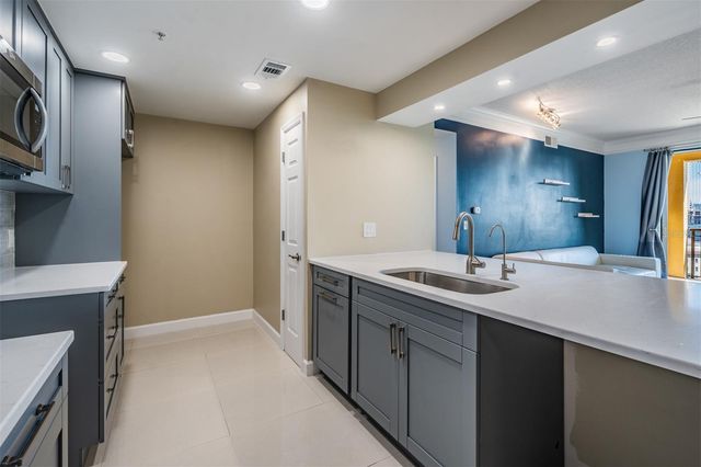 345 BAYSHORE BOULEVARD 1402, Tampa, FL 33606