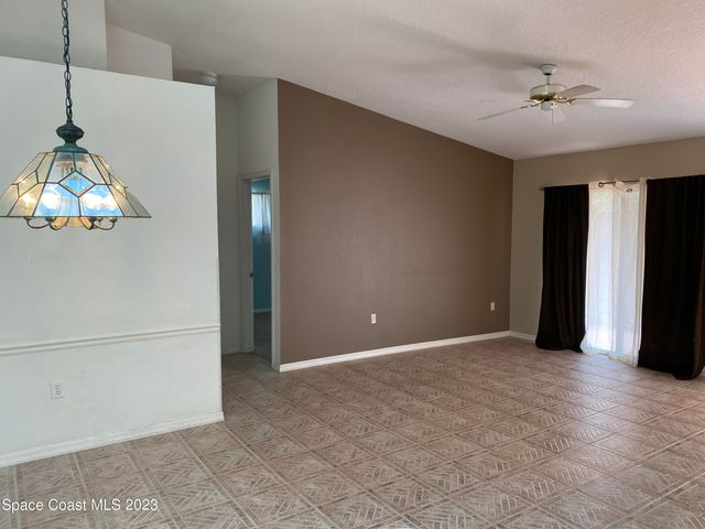 1927 Quail Ridge Court 1403, Cocoa, FL 32926