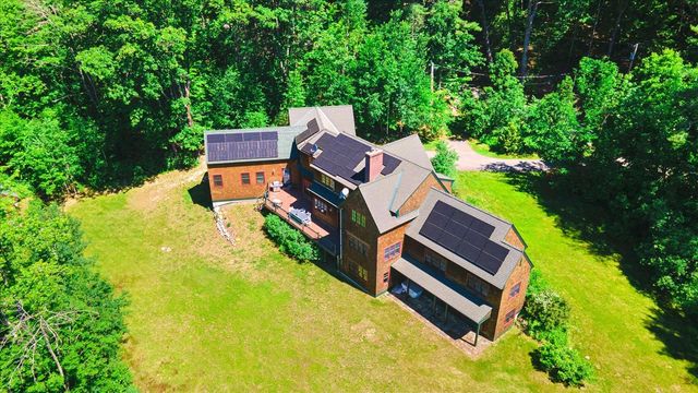 662 Hurricane Road, Keene, NH 03431