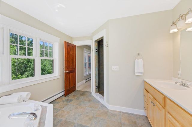 662 Hurricane Road, Keene, NH 03431