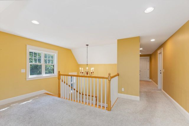 662 Hurricane Road, Keene, NH 03431