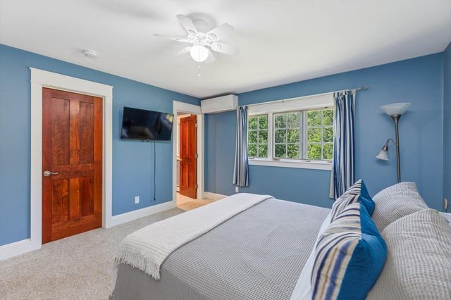 662 Hurricane Road, Keene, NH 03431