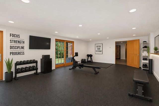 662 Hurricane Road, Keene, NH 03431