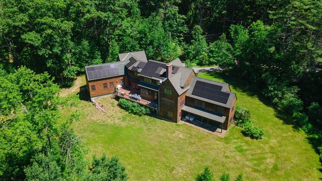 662 Hurricane Road, Keene, NH 03431
