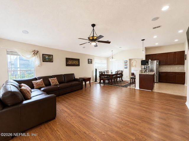 4182 VICTORIA LAKES Drive W, Jacksonville, FL 32226