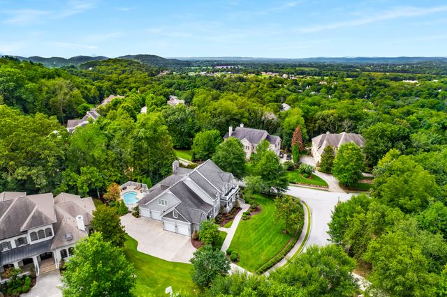 1201 Talon Way, Franklin, TN 37069