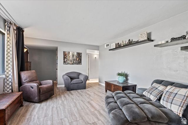 5166 S 4660 W, Salt Lake City, UT 84118