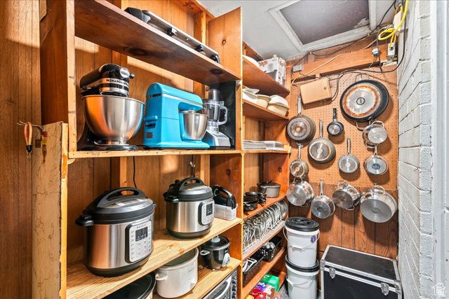 5166 S 4660 W, Salt Lake City, UT 84118