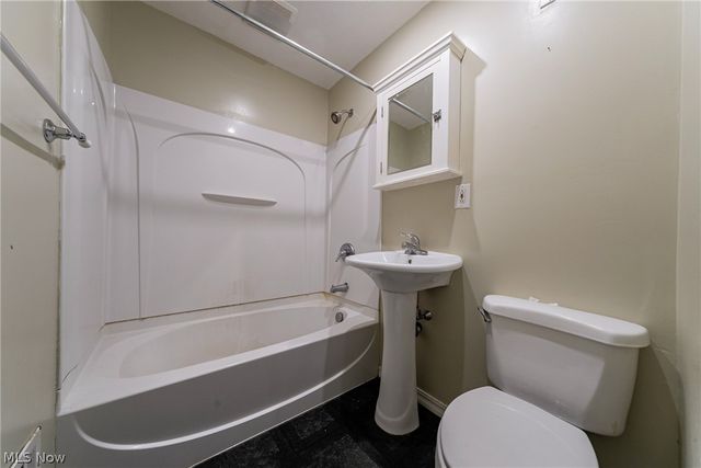 5224 W 48th Street, Parma, OH 44134