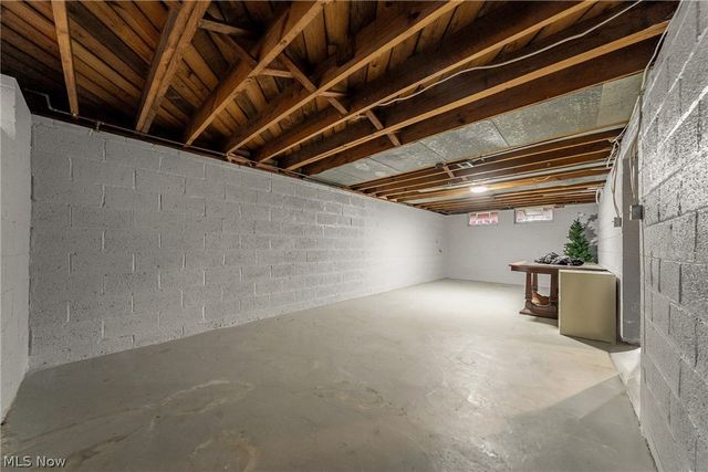 5224 W 48th Street, Parma, OH 44134