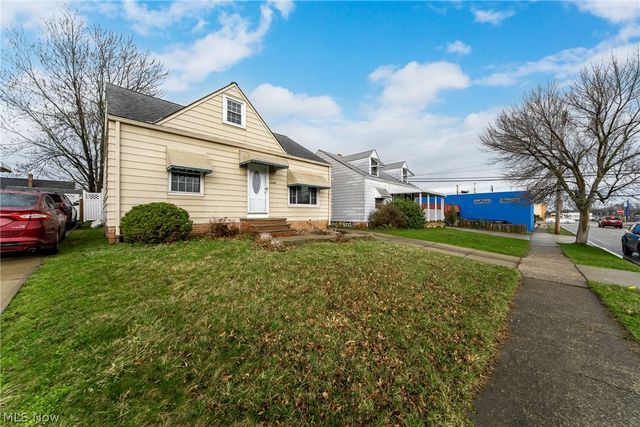 5224 W 48th Street, Parma, OH 44134