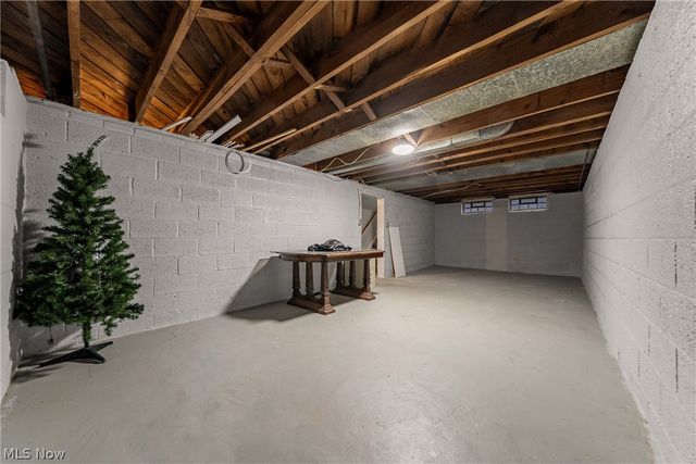 5224 W 48th Street, Parma, OH 44134