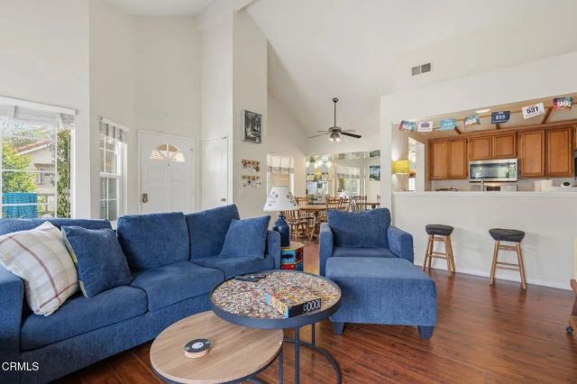 650 Ivywood Lane A, Simi Valley, CA 93065