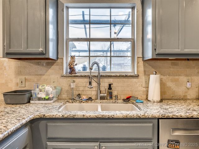 11606 N 109th East Place, Collinsville, OK 74021