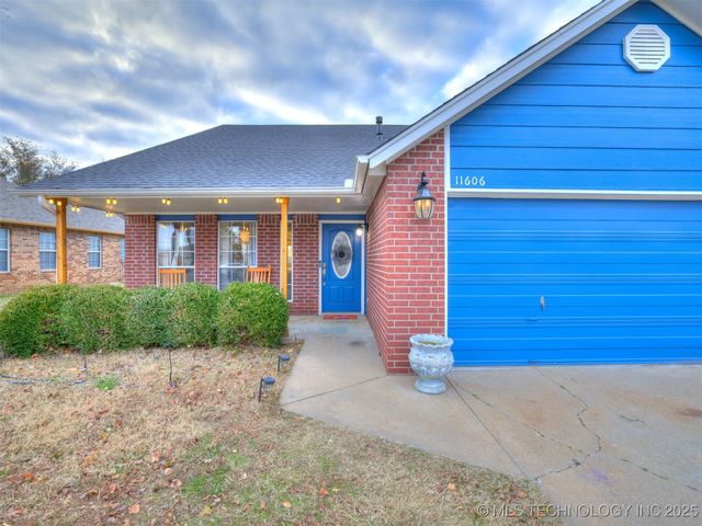 11606 N 109th East Place, Collinsville, OK 74021