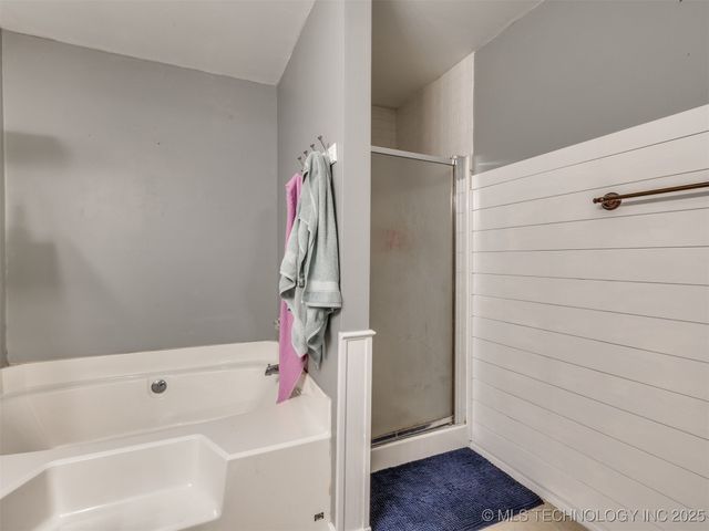 11606 N 109th East Place, Collinsville, OK 74021