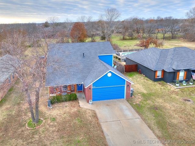 11606 N 109th East Place, Collinsville, OK 74021