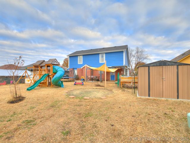 11606 N 109th East Place, Collinsville, OK 74021
