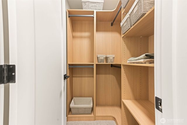 2604 NE 82nd Street, Seattle, WA 98115