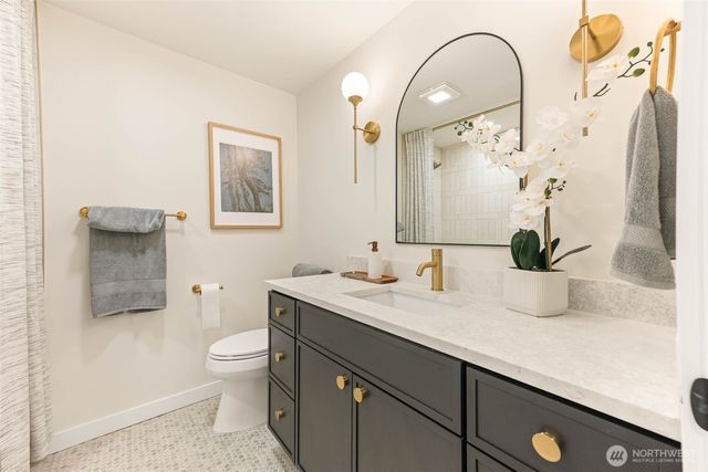 2604 NE 82nd Street, Seattle, WA 98115