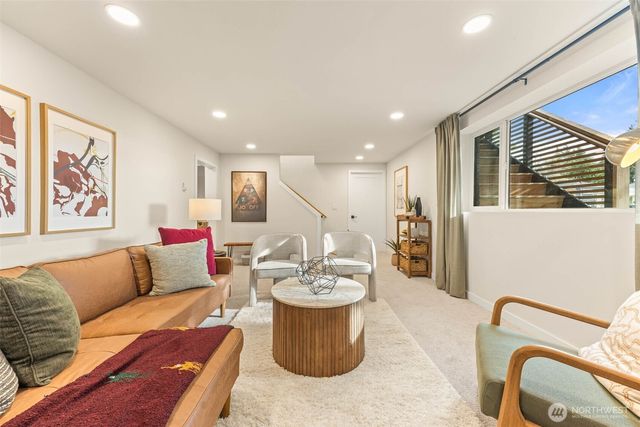 2604 NE 82nd Street, Seattle, WA 98115