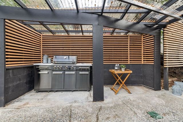 2604 NE 82nd Street, Seattle, WA 98115