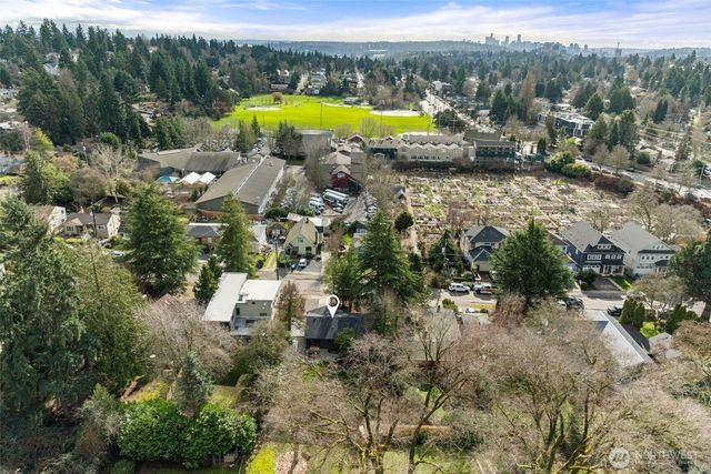 2604 NE 82nd Street, Seattle, WA 98115