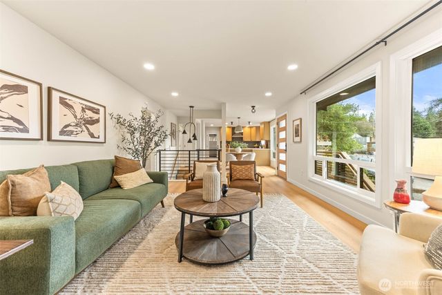 2604 NE 82nd Street, Seattle, WA 98115