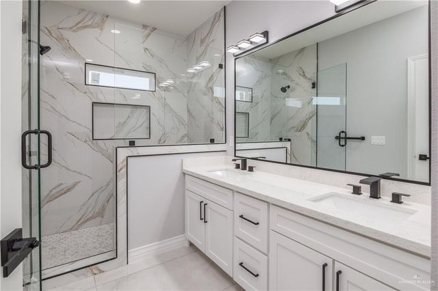 3560 Las Brisas Street, Edinburg, TX 78542