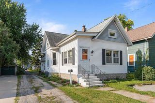 1345 WAUGOO AVENUE, Oshkosh, WI 54901