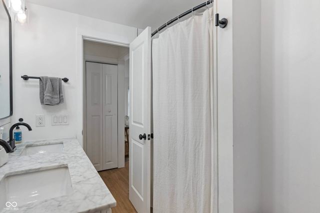 1802 E 66th Street, Indianapolis, IN 46220