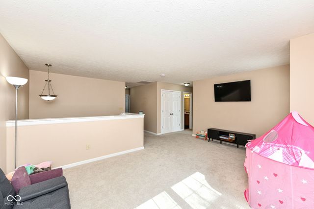 13858 Keams Drive, Fishers, IN 46038