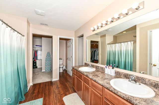 13858 Keams Drive, Fishers, IN 46038
