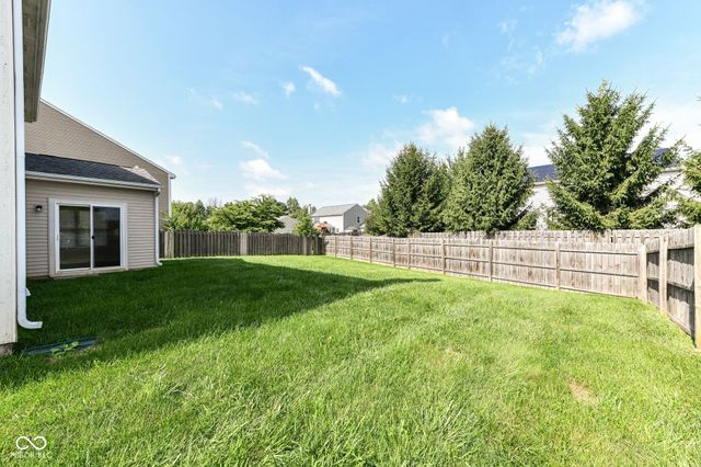 13858 Keams Drive, Fishers, IN 46038