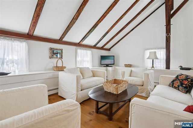 164 E Saddle River Road, Saddle River, NJ 07458