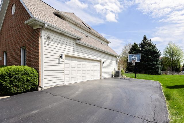 1591 Jeanel Lane, Aurora, IL 60502