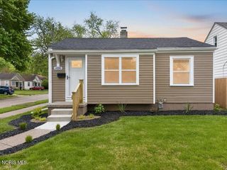 4550 Burnham Avenue, Toledo, OH 43612