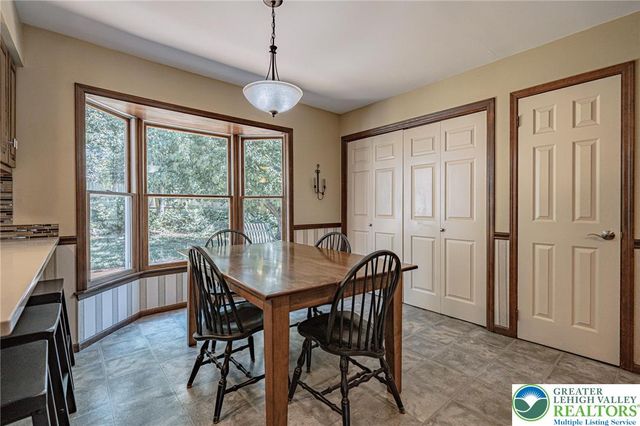 4855 Meadowview Drive, Lower Macungie Twp, PA 18062