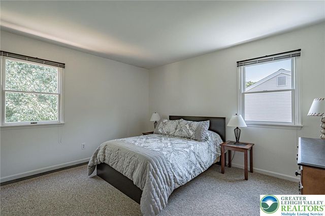 4855 Meadowview Drive, Lower Macungie Twp, PA 18062