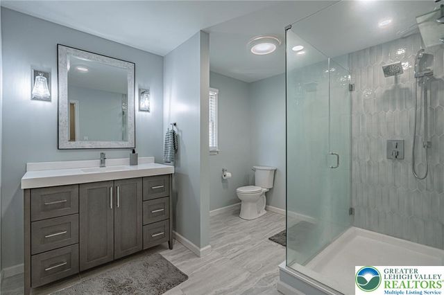 4855 Meadowview Drive, Lower Macungie Twp, PA 18062