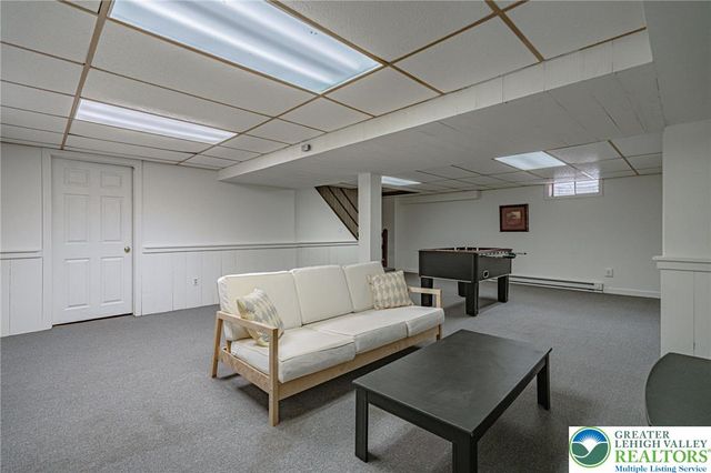 4855 Meadowview Drive, Lower Macungie Twp, PA 18062