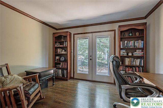 4855 Meadowview Drive, Lower Macungie Twp, PA 18062