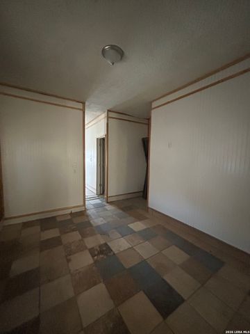 1116 Gramercy, San Antonio, TX 78201