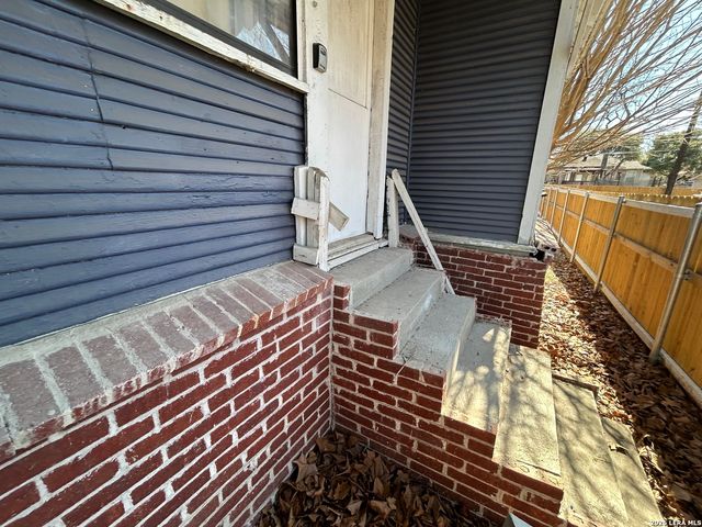 1116 Gramercy, San Antonio, TX 78201