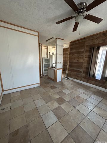 1116 Gramercy, San Antonio, TX 78201