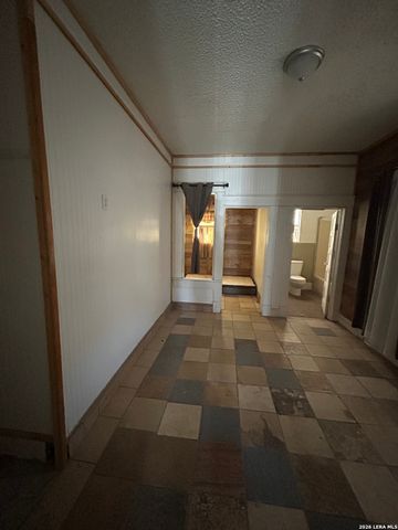 1116 Gramercy, San Antonio, TX 78201