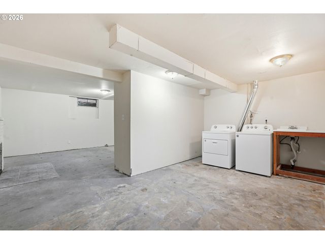 215 Ne 167TH Pl, Portland, OR 97230